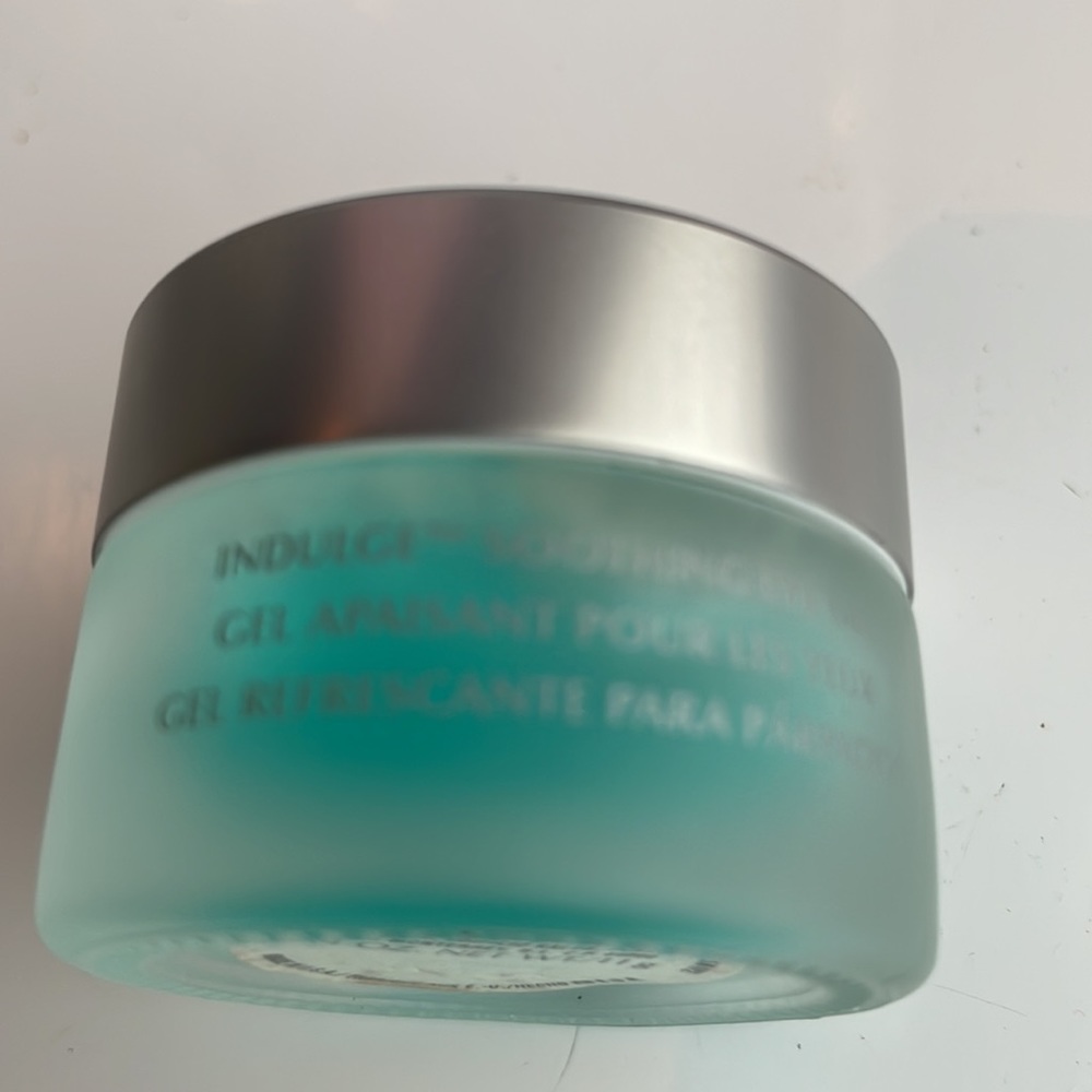 Mary Kay indulge soothing eye gel